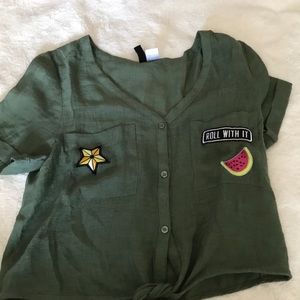H&M cropped button up with patches